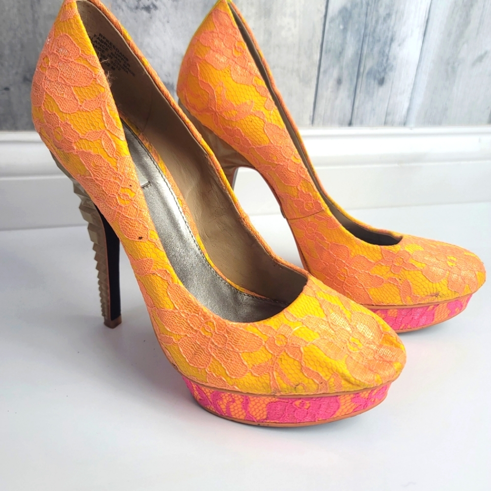 Rachel by Rachel Roy Keedan Pumps 8.5